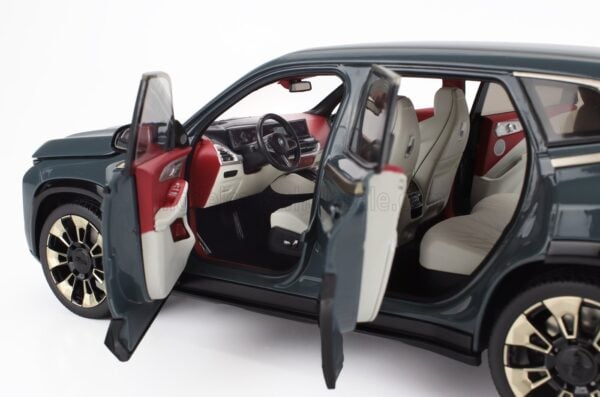 Minichamps - 1:18 BMW XM Dark Green Metallic 2023 - Diecast Model