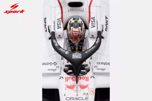 Spark 1:18 Red Bull Racing RB21 No.22 Yuki Tsunoda Japanese GP 2025 with Pitboard (18S1005) Special Honda White Tribute Livery - Resin Model 13 Spark 1:18 Red Bull Racing RB21 No.22 Yuki Tsunoda Japanese GP 2025 with Pitboard (18S1005) Special Honda White Tribute Livery - Resin Model