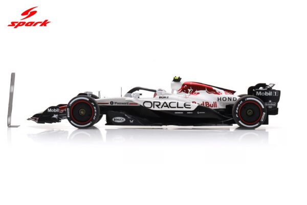 Spark 1:18 Red Bull Racing RB21 No.22 Yuki Tsunoda Japanese GP 2025 with Pitboard (18S1005) Special Honda White Tribute Livery - Resin Model 12 Spark 1:18 Red Bull Racing RB21 No.22 Yuki Tsunoda Japanese GP 2025 with Pitboard (18S1005) Special Honda White Tribute Livery - Resin Model