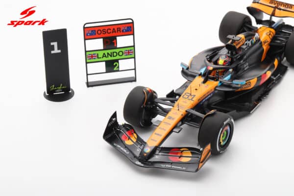 Spark 1:18 McLaren F1 MCL39 No.81 Oscar Piastri Winner Chinese GP 2025 with Pitboards (18S1008) Resin Model 13 Spark 1:18 McLaren F1 MCL39 No.81 Oscar Piastri Winner Chinese GP 2025 with Pitboards (18S1008) Resin Model