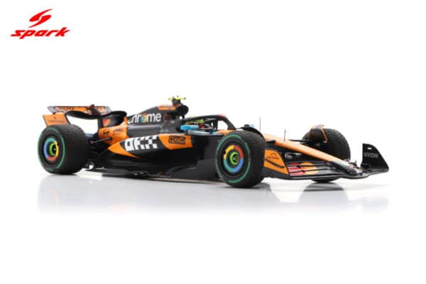 Spark 1:18 McLaren F1 MCL39 No.4 Lando Norris Winner Australian GP 2025 (18S1009) Resin Model 10 Spark 1:18 McLaren F1 MCL39 No.4 Lando Norris Winner Australian GP 2025 (18S1009) Resin Model