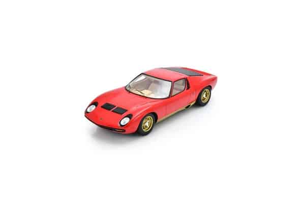 Spark - 1:18 Lamborghini Miura SV Red 1971 - Resin Model