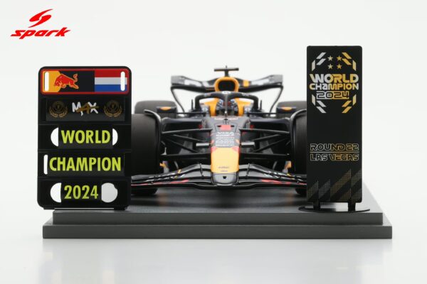 Spark 1:18 Red Bull Racing RB20 No.1 Max Verstappen World Champion 2024 Las Vegas GP (18S666) Resin Model 13 Spark 1:18 Red Bull Racing RB20 No.1 Max Verstappen World Champion 2024 Las Vegas GP (18S666) Resin Model