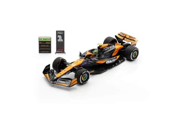 Spark - 1:18 McLaren F1 MCL38 #4 Lando Norris Winner Miami GP 2024 with Pitboard - Resin Model