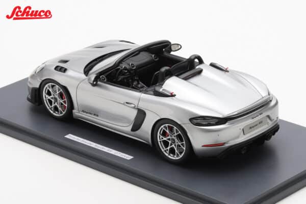 Schuco 1:18 Porsche Spyder RS 2023 GT Silver (18U00013) Resin Model 14 Schuco 1:18 Porsche Spyder RS 2023 GT Silver (18U00013) Resin Model