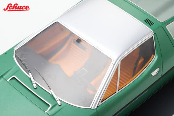 Schuco 1:18 Maserati Bora 1971 Light Metallic Green (18U00088) Resin Model 32 Schuco 1:18 Maserati Bora 1971 Light Metallic Green (18U00088) Resin Model