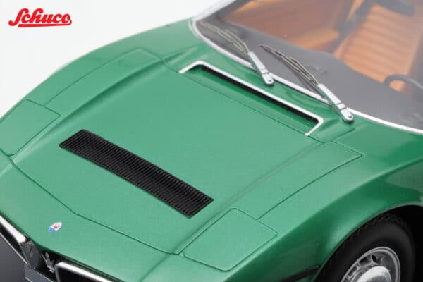 Schuco 1:18 Maserati Bora 1971 Light Metallic Green (18U00088) Resin Model 30 Schuco 1:18 Maserati Bora 1971 Light Metallic Green (18U00088) Resin Model