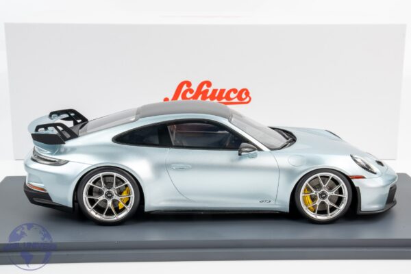 Schuco - 1:18 Porsche 911 (992) GT3 Coupe 2022 Silver - Resin Model 9 18U00111 Porsche 911 GT3 Silver 3