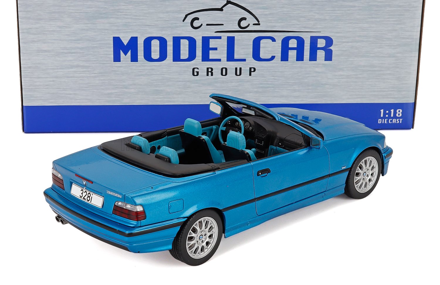 MCG 1:18 BMW 318i (E36) Cabriolet Turquoise 1996 (MCG18319) Diecast Model 2 MCG 1:18 BMW 318i (E36) Cabriolet Turquoise 1996 (MCG18319) Diecast Model - Image 2