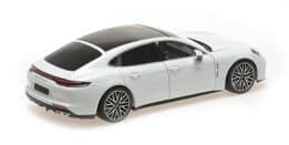 minichamps - 1:18 porsche panamera turbo s - 2020 - white metallic