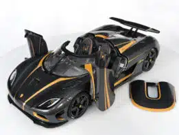 FrontiArt - 1:18 Koenigsegg Agera S Hundra Carbon Gold (Full Openings) - Limited Edition Resin Model