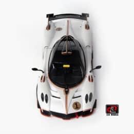 LCD - 1:18 Pagani Huayra R Pearl White 2021 - Diecast Model