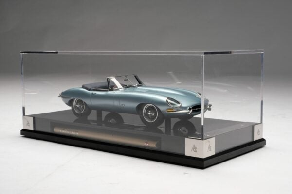 Amalgam - 1:18 Jaguar E-Type Roadster