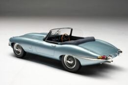 Amalgam - 1:18 Jaguar E-Type Roadster