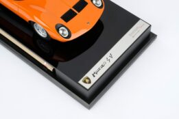 Amalgam 1:18 Lamborghini Miura P400 SV (1971) Orange