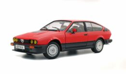 Solido - 1:18 Alfa Romeo GTV6 (1984) Red