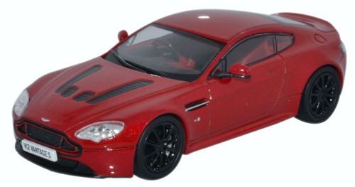 Oxford Diecast 1:43 Aston Martin V12 Vantage Volcano Red AMVT001 Model Car