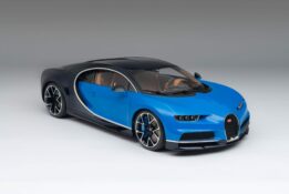 Amalgam 1:8 Bugatti Chiron Model Car Product Image