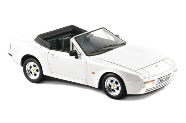 porsche 944 s cabrio | plastic model kit | italeri 1:24