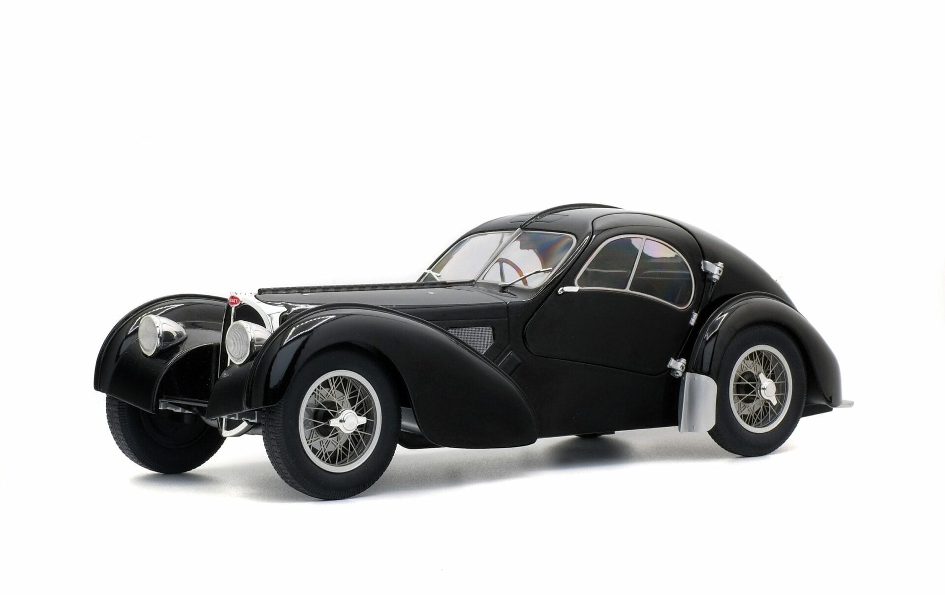 s1802101 solido Bugatti type 57 model car