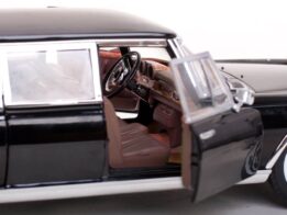 Sun Star 1:18 Mercedes Benz 600 Pullman Black 1966 Diecast Model Car 2209