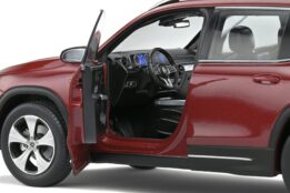 Solido 1:18 Mercedes Benz GLB X247 Patagonia Red Diecast Model S1803203