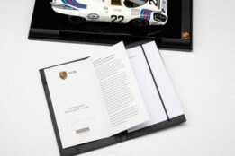 Amalgam - 1:18 Porsche 917K 1971 Martini Livery