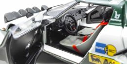 Kyosho 1:18 Lancia Stratos HF Winner San Remo 1975 No.11 B.Waldegaard - Diecast Model