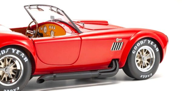 Kyosho KY8633R 1:12 Shelby Cobra 427 SC Red Diecast Model Car