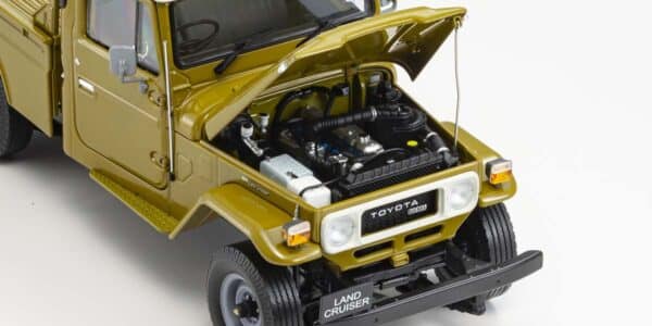 kyosho - 1:18 toyota land cruiser 40 pickup (olive)