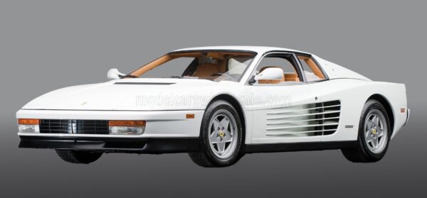 Bburago 1:18 Ferrari Testarossa 1984 White (18-16028W) Diecast Model