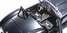Kyosho 1:18 Shelby 427 S/C Spider 1962 Black - Diecast Model