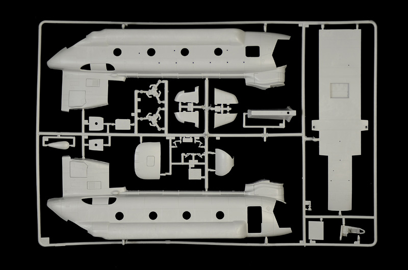Italeri 2779 1:48 Boeing Chinook hc2 ch47f model kit