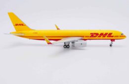 jc wings - 1:200 dhl boeing 757-200(pcf) g-dhks (jcew2752005)