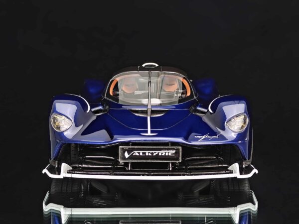 FrontiArt - 1:18 Aston Martin Valkyrie Sabiro Blue Union Jack - Limited Edition Resin Model 21 FrontiArt - 1:18 Aston Martin Valkyrie Sabiro Blue Union Jack - Limited Edition Resin Model