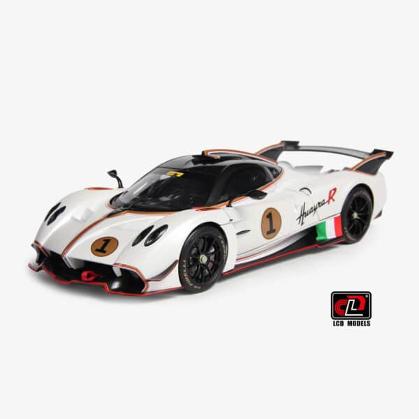 LCD - 1:18 Pagani Huayra R Pearl White 2021 - Diecast Model