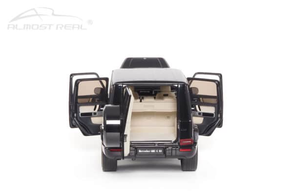 almost real - 1:18 mercedes-amg g63 2020 cigarette edition