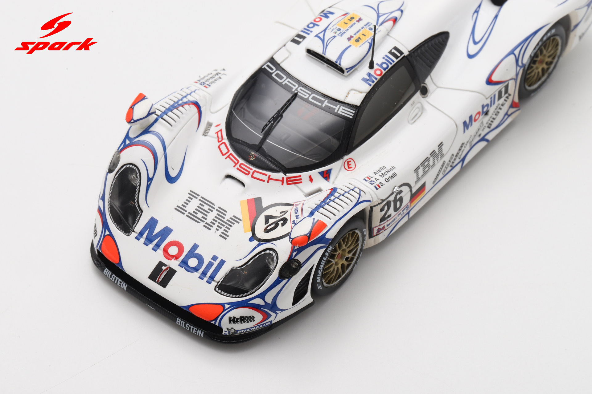 Spark 1:43 Porsche 911 GT1 No.26 Winner 24H Le Mans 1998 A. McNish - L. Aïello - S. Ortelli (43LM98) Resin Model 11 Spark 1:43 Porsche 911 GT1 No.26 Winner 24H Le Mans 1998 A. McNish - L. Aïello - S. Ortelli (43LM98) Resin Model - Image 11