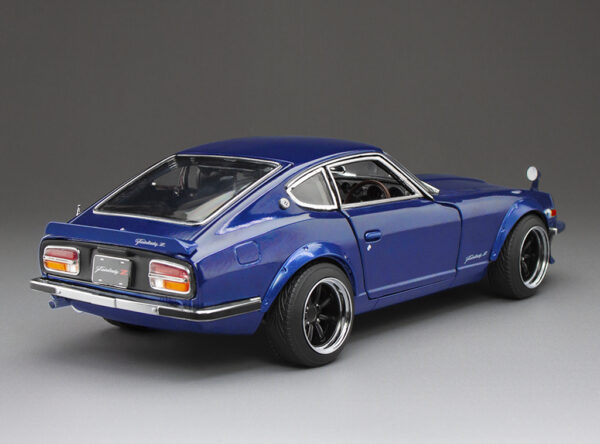 Sun Star 1:18 Datsun Fairlady Z (S30) RHD Midnight Blue 1972 (3515R) Diecast Model 13 Sun Star 1:18 Datsun Fairlady Z (S30) RHD Midnight Blue 1972 (3515R) Diecast Model