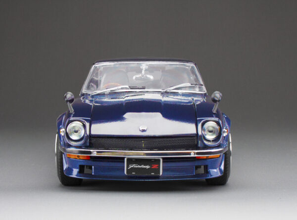 Sun Star 1:18 Datsun Fairlady Z (S30) RHD Midnight Blue 1972 (3515R) Diecast Model 18 Sun Star 1:18 Datsun Fairlady Z (S30) RHD Midnight Blue 1972 (3515R) Diecast Model