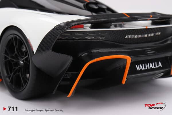 Top Speed 1:18 Aston Martin Valhalla Lunar White (TS0711) Resin Model 11 Top Speed 1:18 Aston Martin Valhalla Lunar White (TS0711) Resin Model