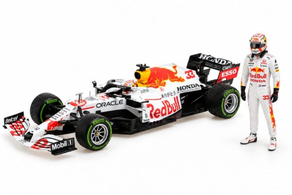 Minichamps 1:43 Red Bull Racing Honda RB16B No.33 Max Verstappen 2nd Turkish GP 2021 With Figurine (410212633) Limited Edition Diecast Model