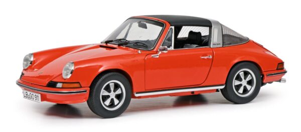 Porsche 911S Targa orange 1:18 scale diecast model Schuco 450039200