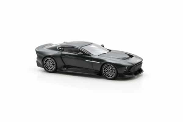 Schuco 450925600 Aston Martin Victor Pentland Green Diecast Model