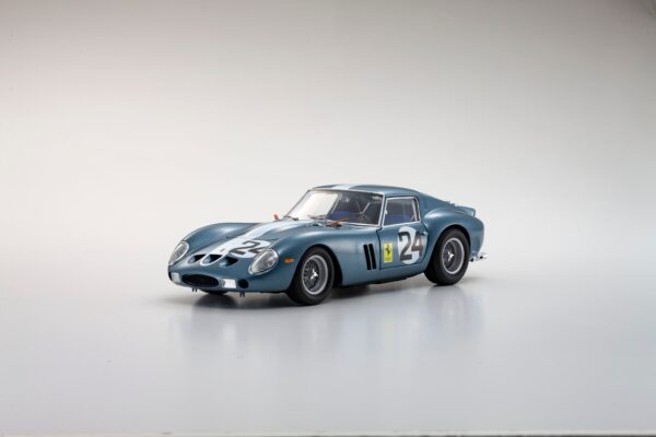 Kyosho 1:18 Ferrari 250 GTO #24 Winner GT3.0 Class 12h Sebring 1962 (08438D)