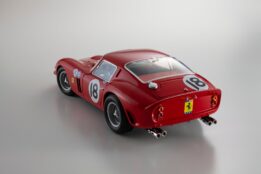 Kyosho 1:18 Ferrari 250 GTO #18 Winner 1963 Daytona 3h (08438F)