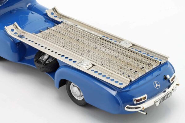 Mercedes-Benz Racing Transporter Blue Wonder with Mercedes-Benz W196 Stirling Moss Winner British GP 1955 - 1:18 Scale by Werk83 13 Mercedes-Benz Racing Transporter Blue Wonder with Mercedes-Benz W196 Stirling Moss Winner British GP 1955 - 1:18 Scale by Werk83