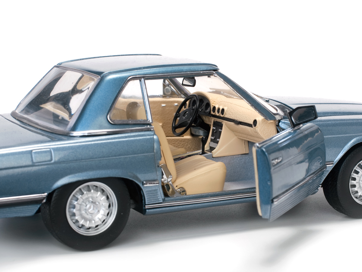 Sun Star 1:18 Mercedes Benz 350SL Hard Top 1977 Diecast Model Blue 4666