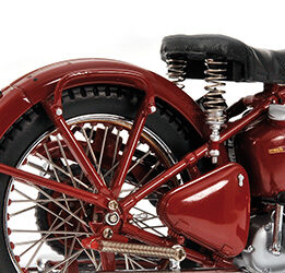 Minichamps 122133700 Triumph Speed Twin 1939 Red Motorcycle 1:12 scale diecast model