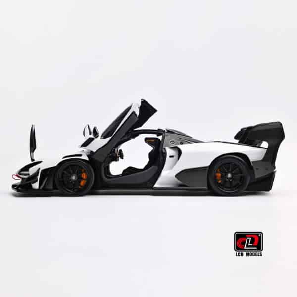 LCD 1:18 - McLaren Senna GTR (White) - Diecast Model Car